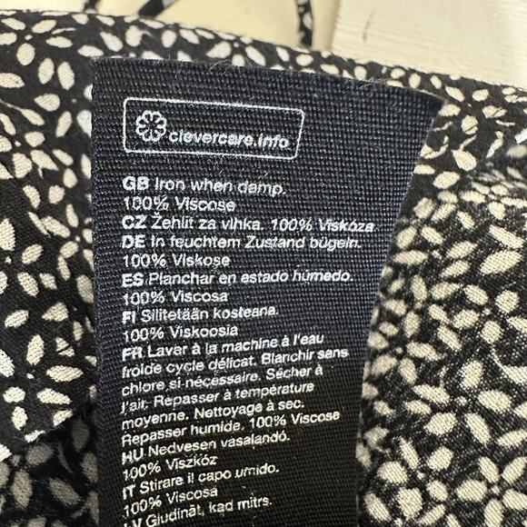 Other Stories Top Women Small EU 36 Coquette Black Ditzy Floral Milkmaid Cottage - Picture 15 of 16